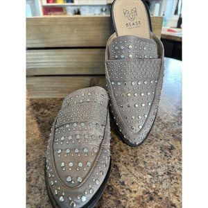 Beast Gray Studded Women’s Shoes Size 8